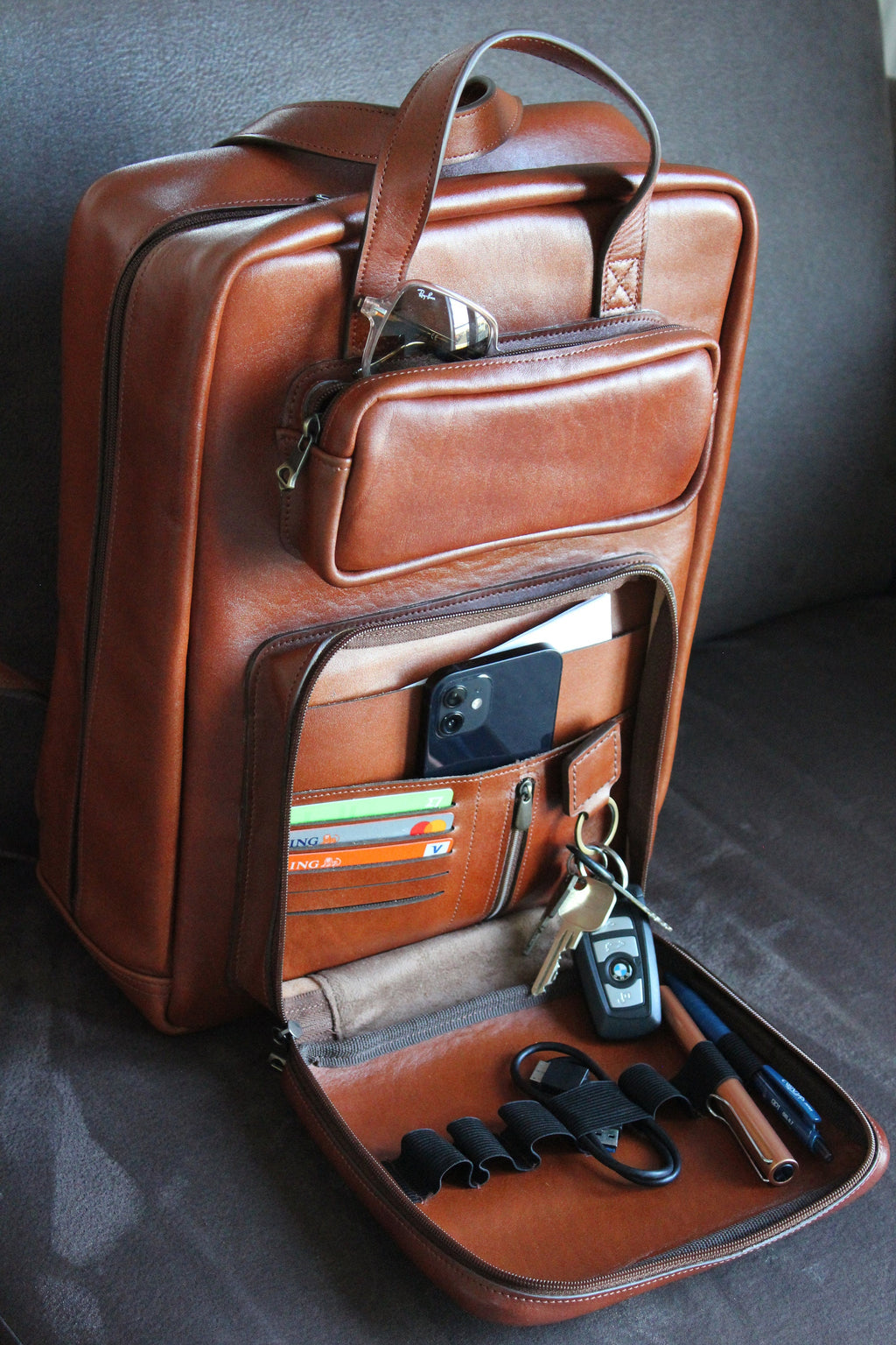 Handmade Full Grain Leather Laptop Backpack: Compact Modular Bag