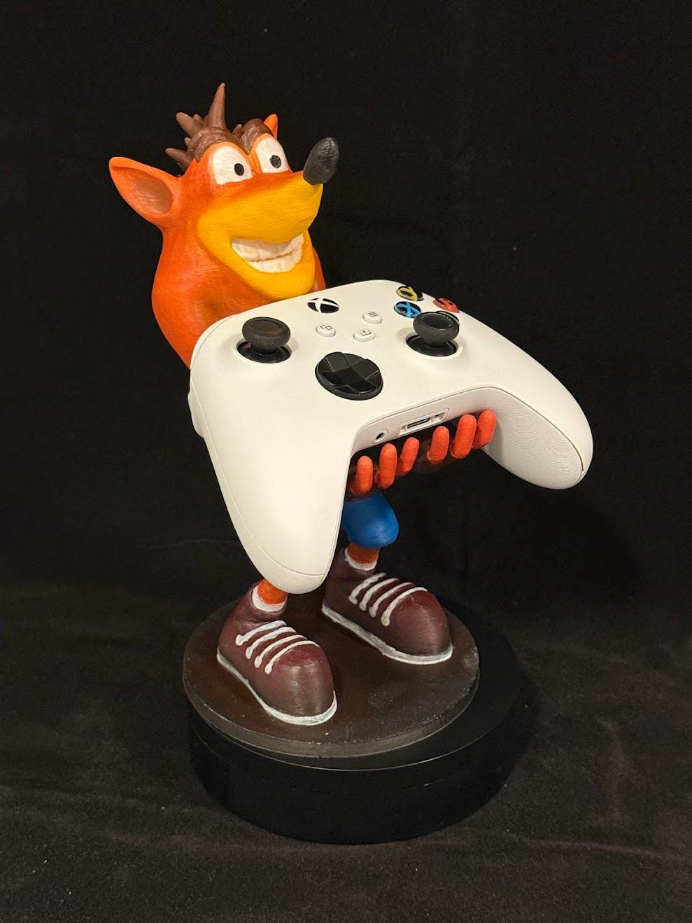 Crash Bandicoot Controller & Headset Stand – Hand-Painted Gaming Accessory for PS5/Xbox, Unique Gamer Gift