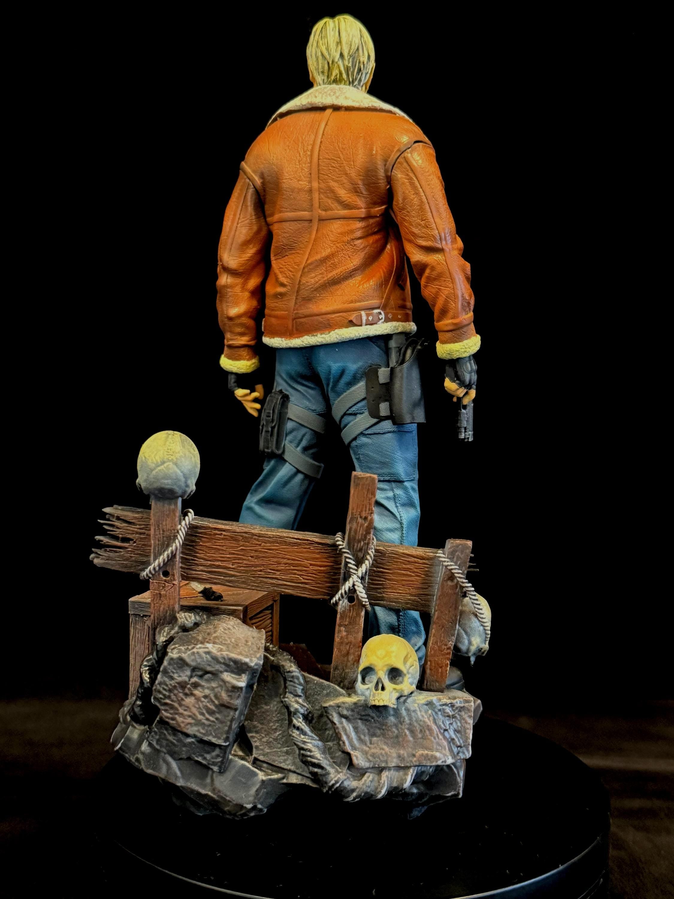 Leon S. Kennedy Collectible Statue – Hand-Painted Resident Evil Figure (Multiple Sizes Available)