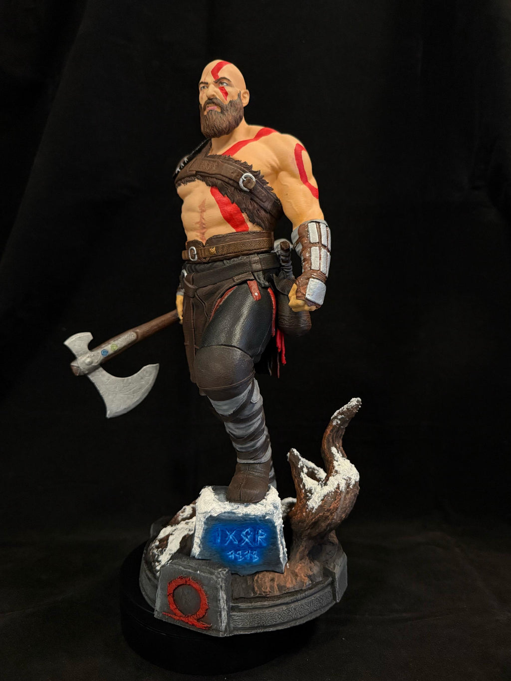 Hand-Painted Kratos Figure: God of War Collectible, 12K Resin, Changeable Hands