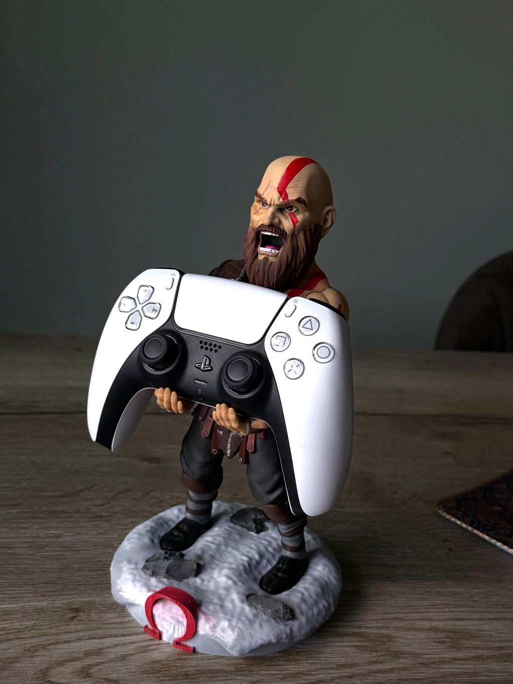 Kratos Controller Stand: Hand-Painted God of War Resin Statue