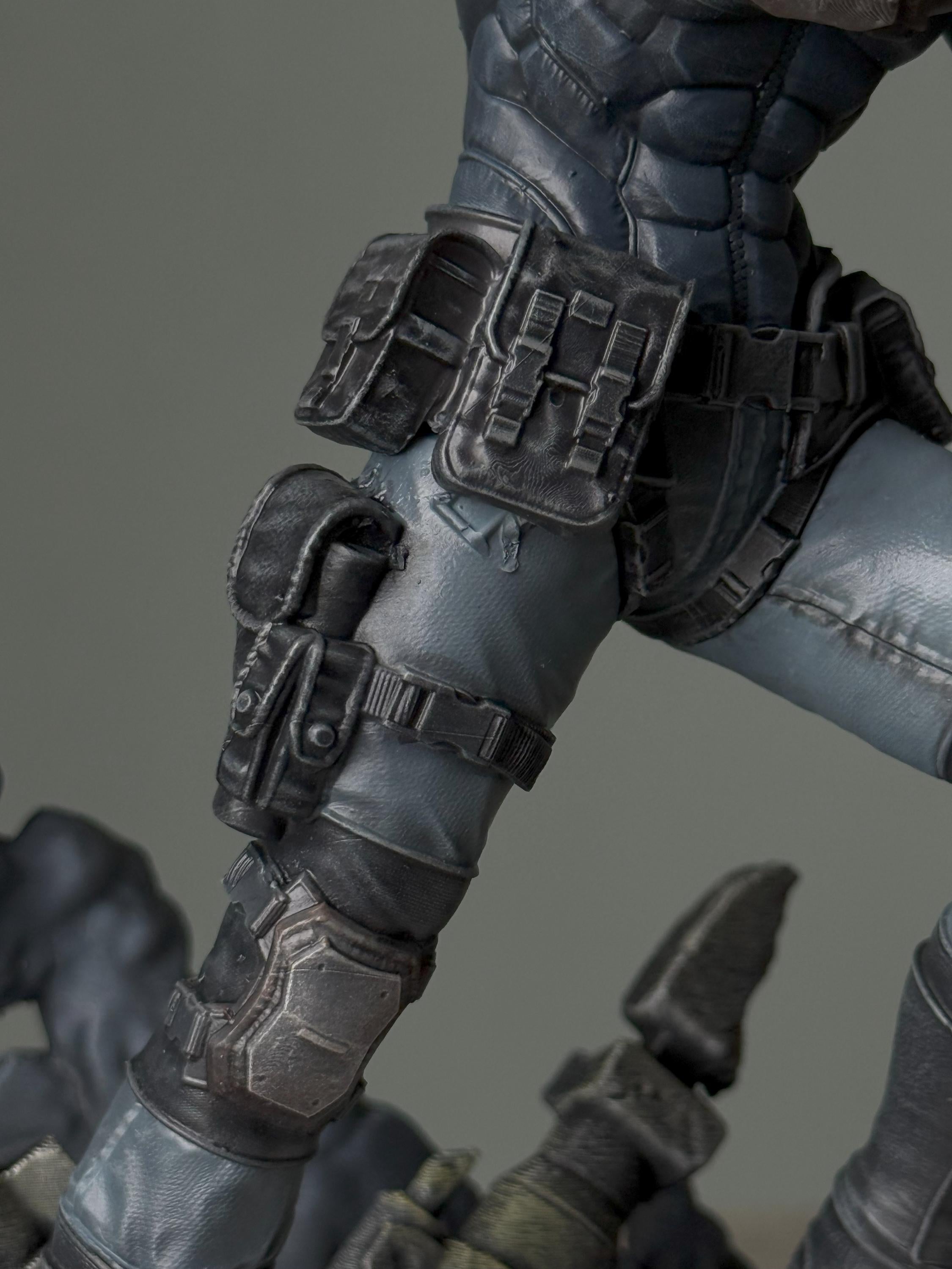 Solid Snake Statue: Hand-Painted 12K Resin Metal Gear Solid Fan Art