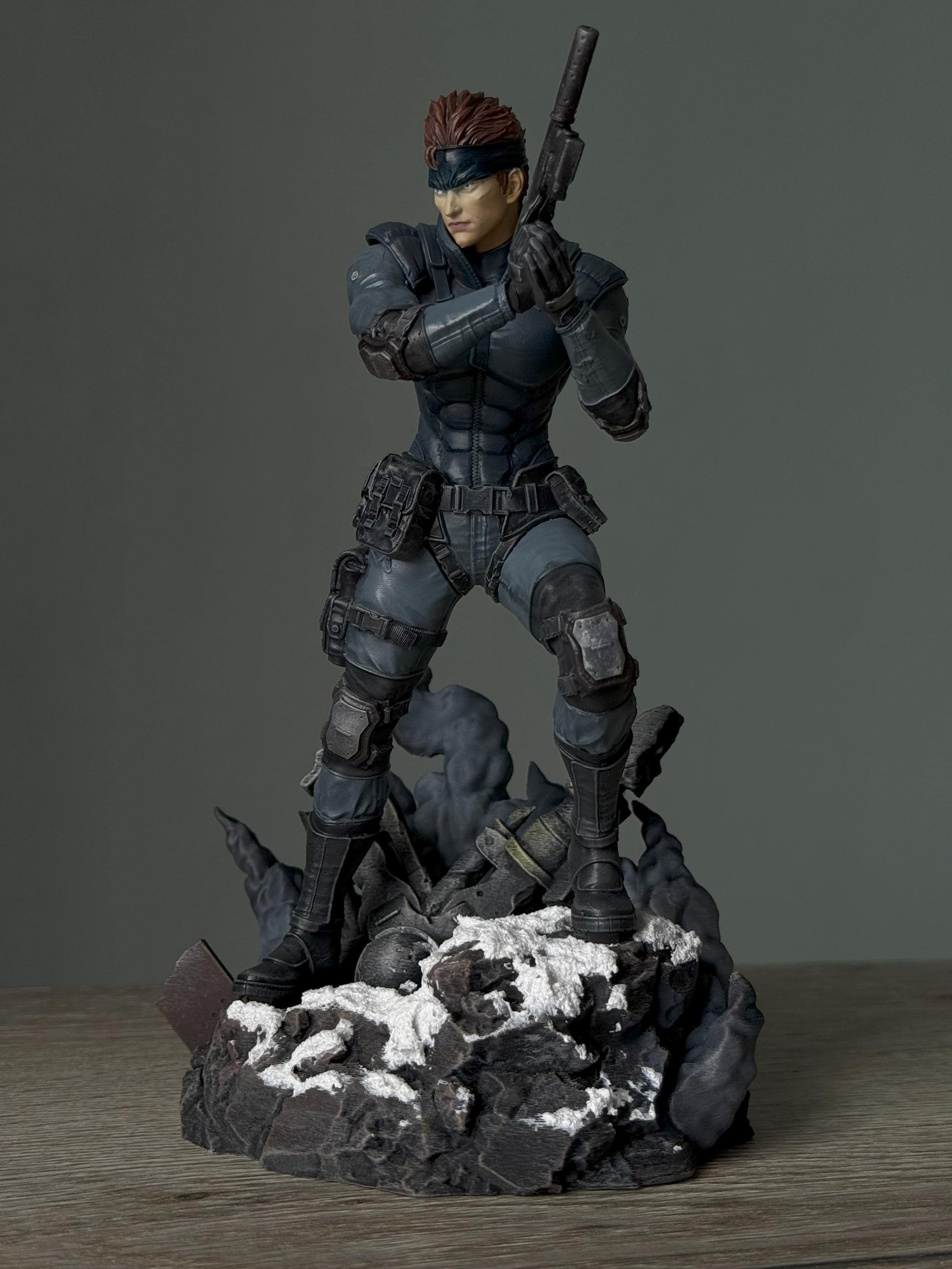 Solid Snake Statue: Hand-Painted 12K Resin Metal Gear Solid Fan Art