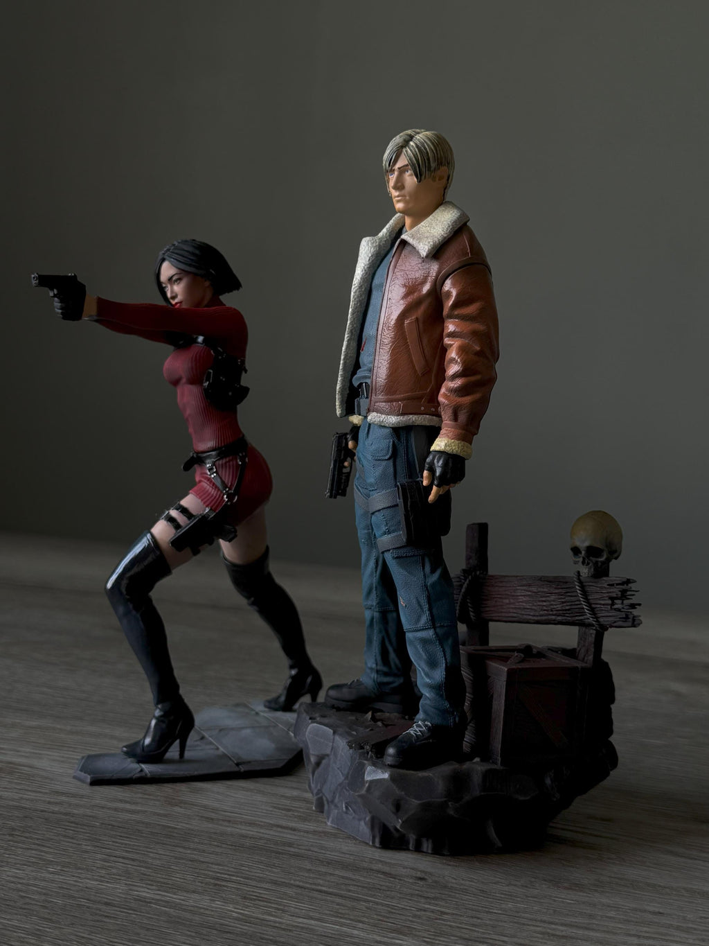 Ada Wong Collectible Figure – Hand-Painted Resident Evil Statue, Unique Gamer Decor Gift
