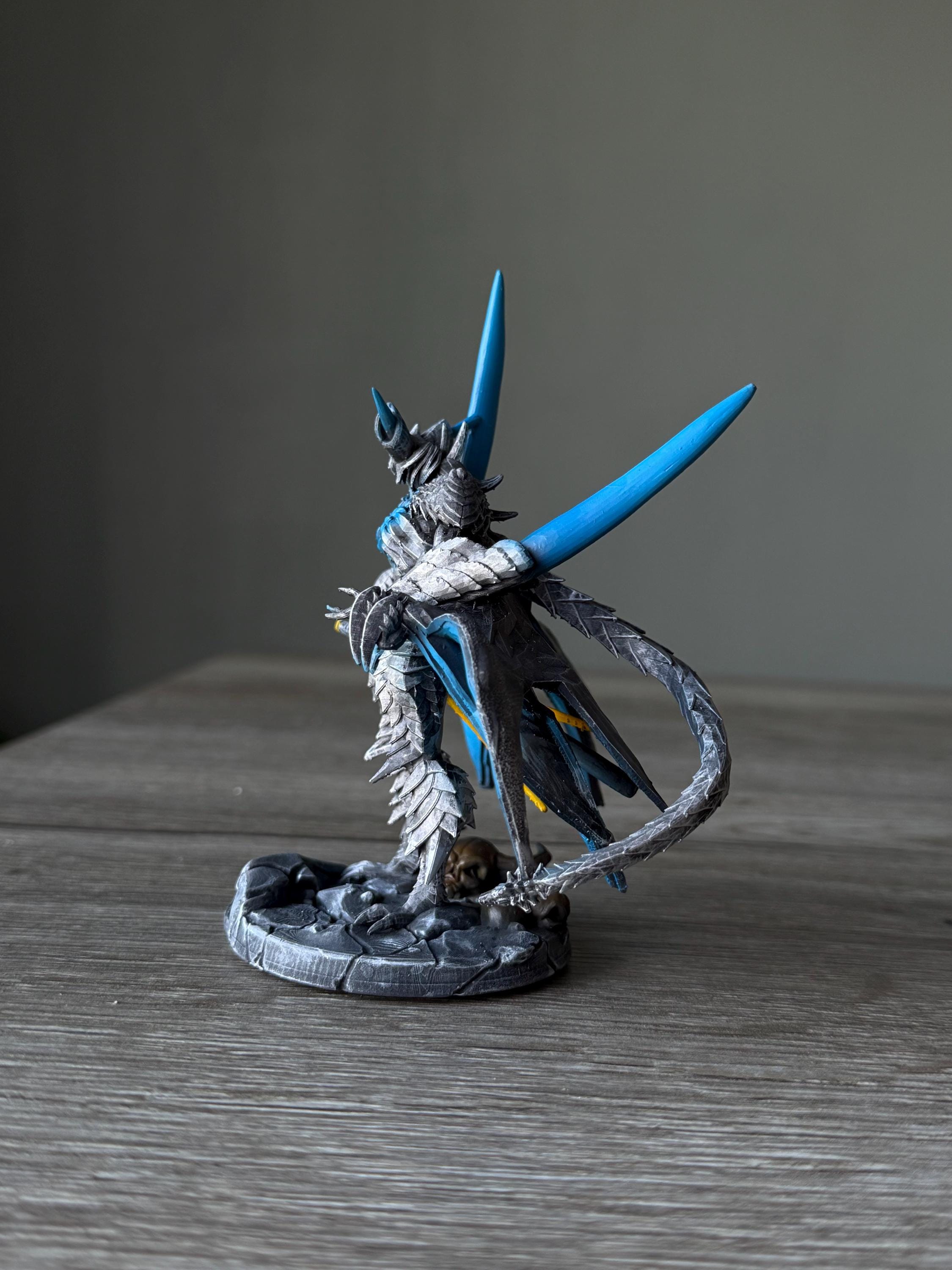 Vergil Sin Devil Trigger Figure: Hand-Painted Anime Collectible