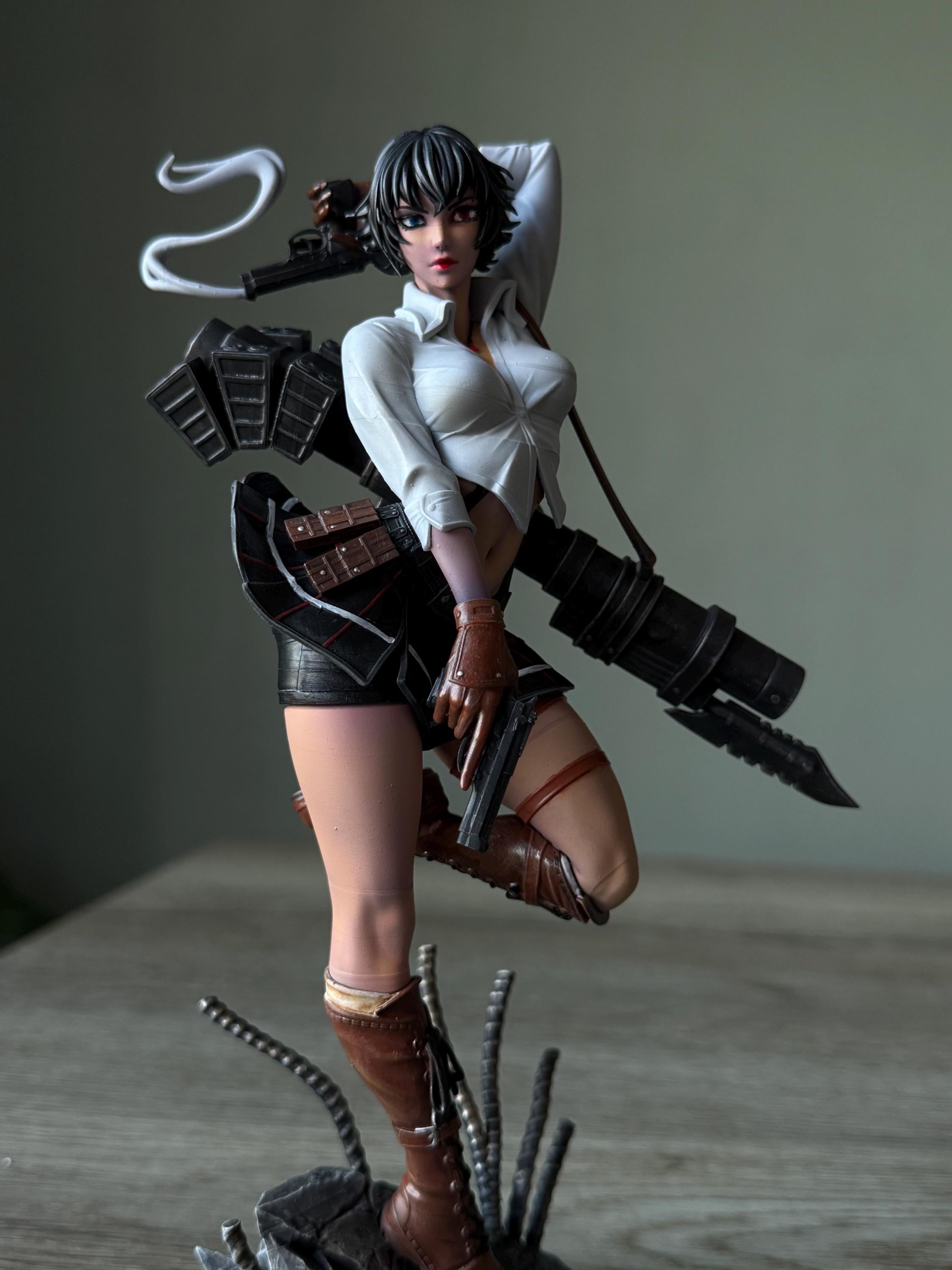 Hand-Painted Lady Statue (Devil May Cry) - 12K Resin Gamer Decor