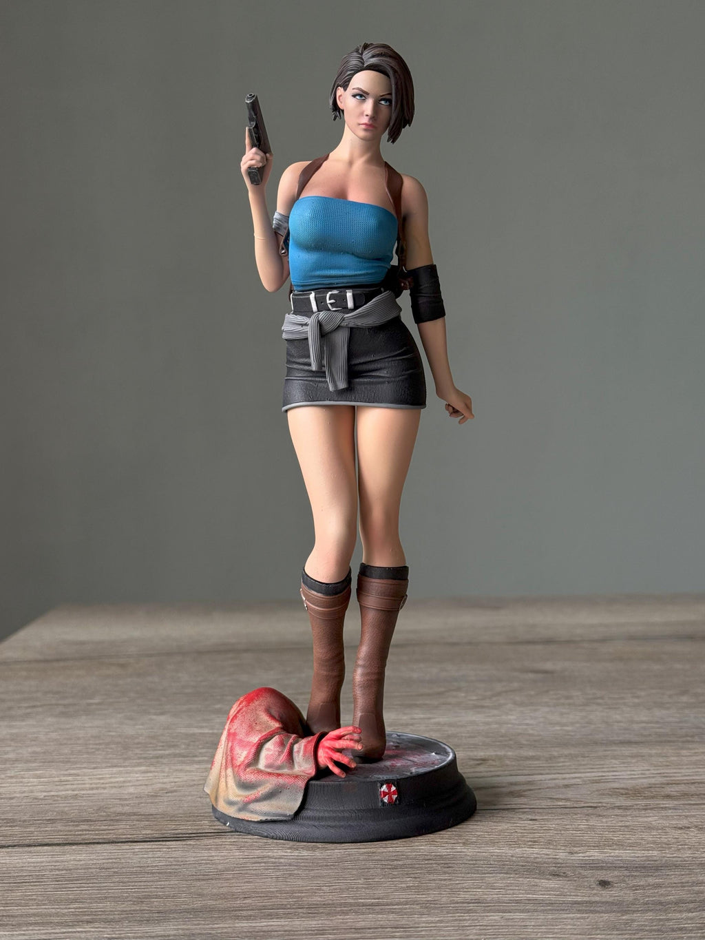 Jill Valentine figure (Resident Evil) – Fully-Painted 12K Resin Figure | RE Collectible Gamer Decor
