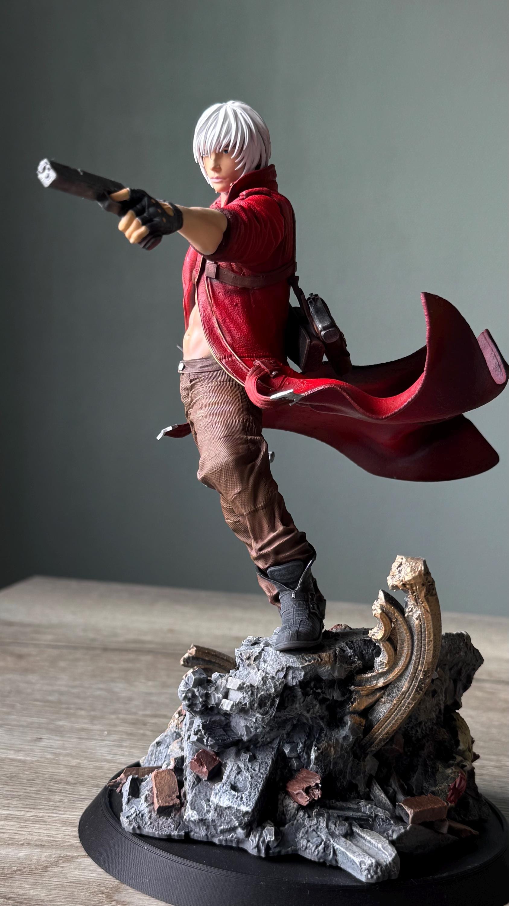 Dante Figure (Devil May Cry 3) – Fully-Painted 12K Resin Figurine with Sword & Pistol | DMC3 Collectible Gamer Decor